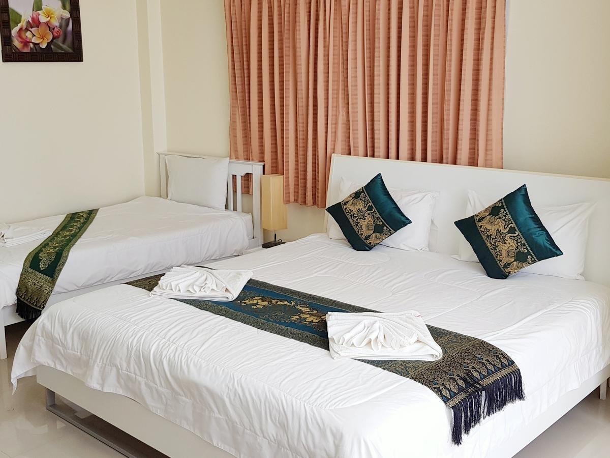 Family Guesthouse Rawai Экстерьер фото